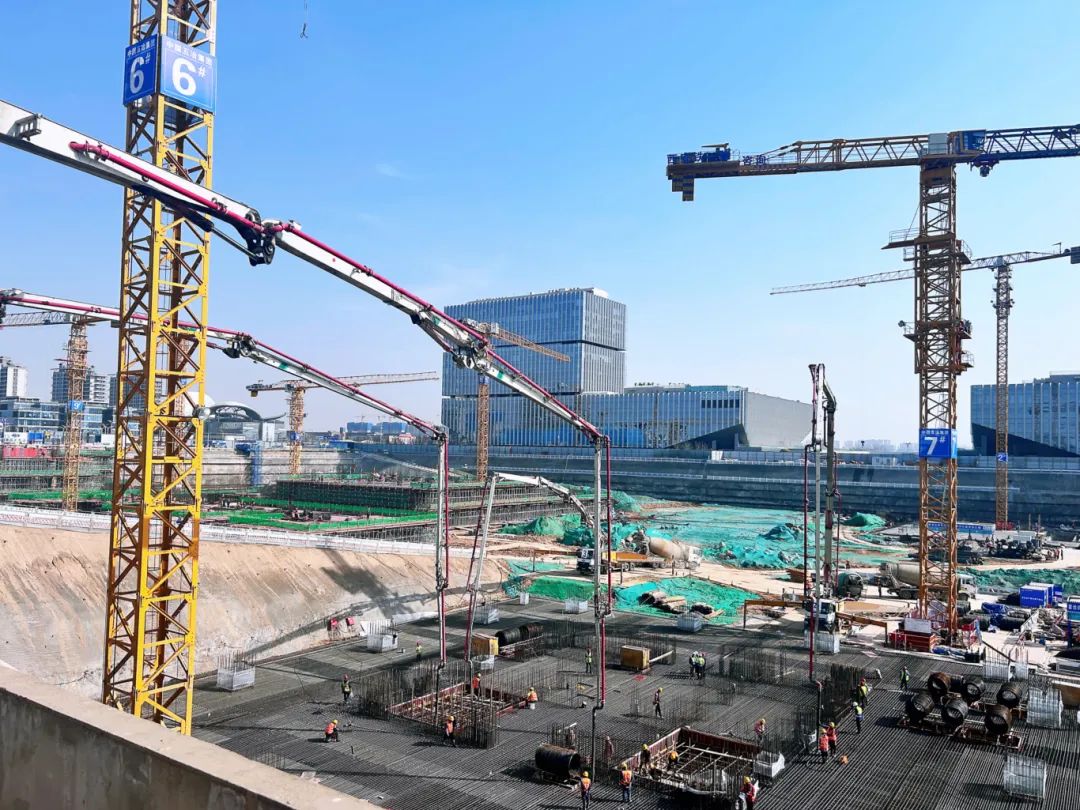 提前11小时！888电子大米数泵车赋能高效施工