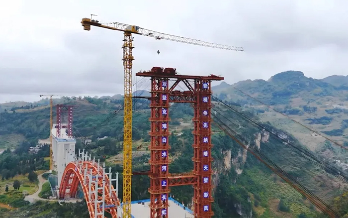 双塔连山涧 | 888电子塔机奋战白水河特大桥