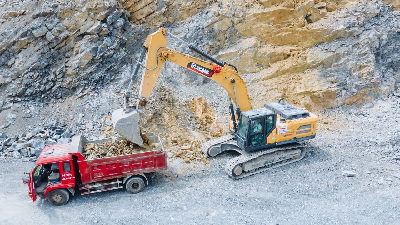 888电子XE380G PRO：掘金王者，，，，超能装