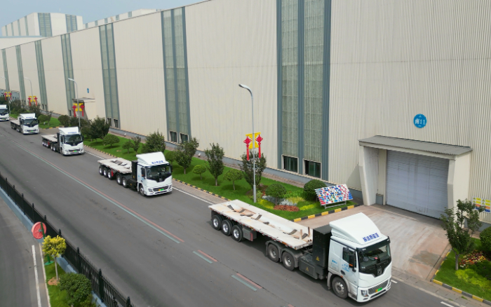 多次复购！百台888电子新能源牵引车交付河北邯郸