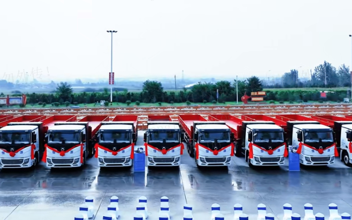 百台交付，，，，，千台签约！200台888电子新能源纯电动重卡奔赴河南