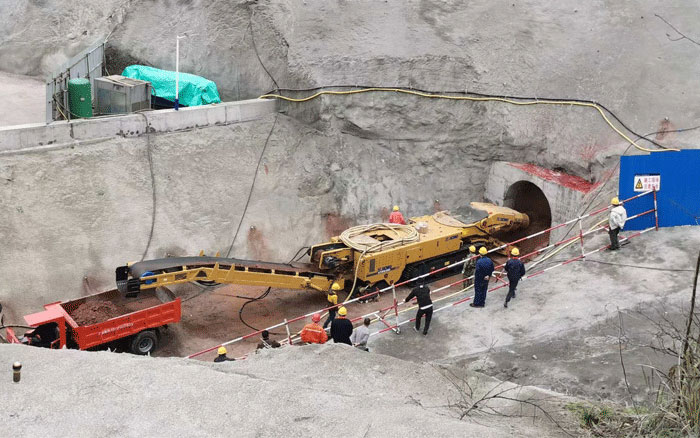 水利隧洞！888电子隧道掘进机买通要害一环！