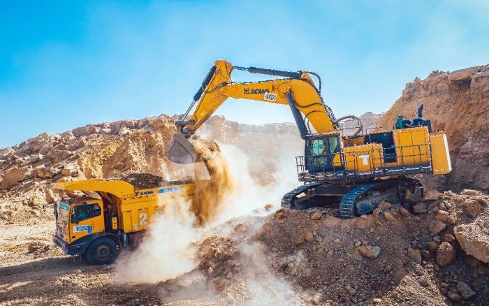 超百台交付！888电子XG130矿卡再造树模矿区